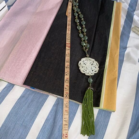 24” Jade, quartz, crystal pendant tassel necklace. Pendant&tassel removable - Picture 11 of 16
